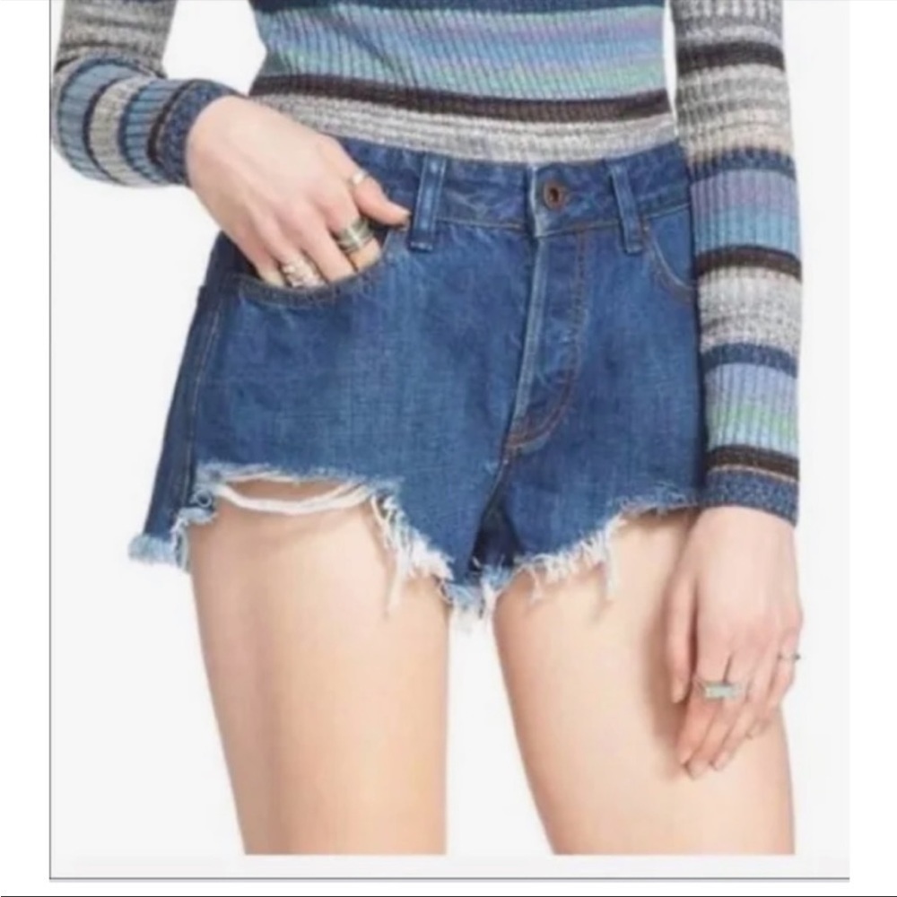 Free People Distressed Cutoff Denim Jean Shorts Size 26